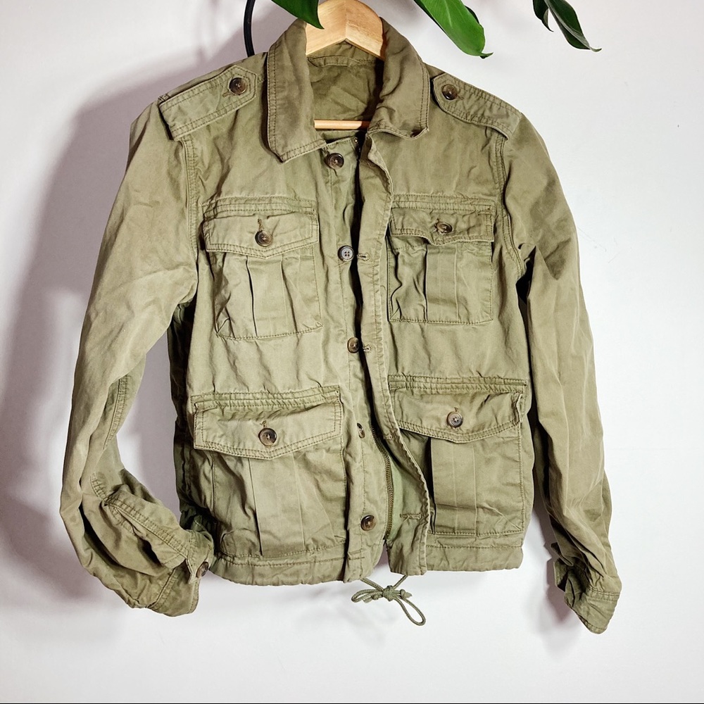 Military style jump jacket